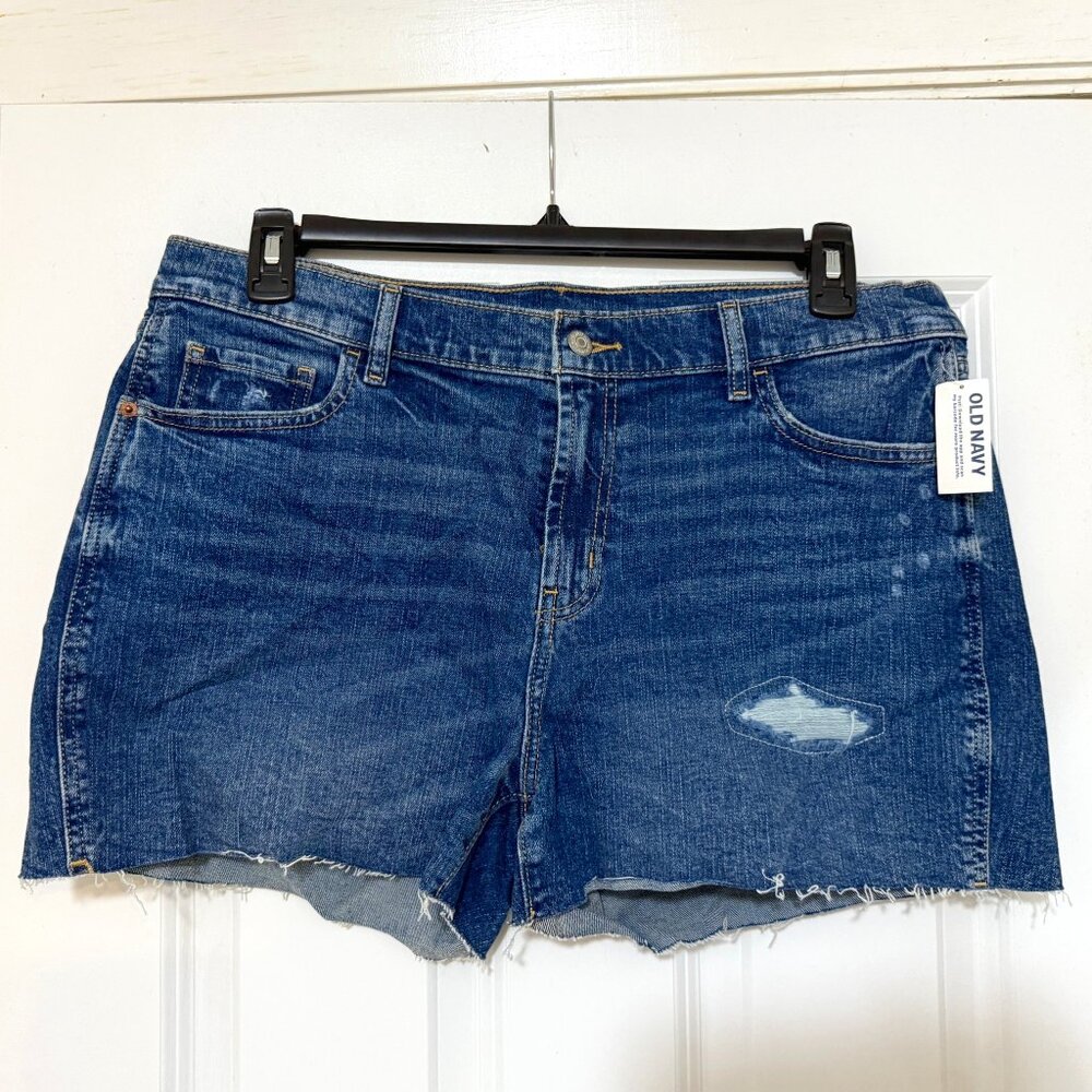 Old Navy Mid-Rise Boyfriend Cut-Off Jean Shorts – 3” Inseam - Size 14
